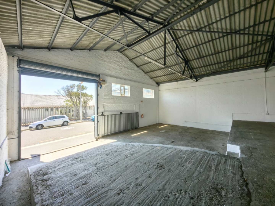 To Let commercial Property for Rent in Salt River Western Cape